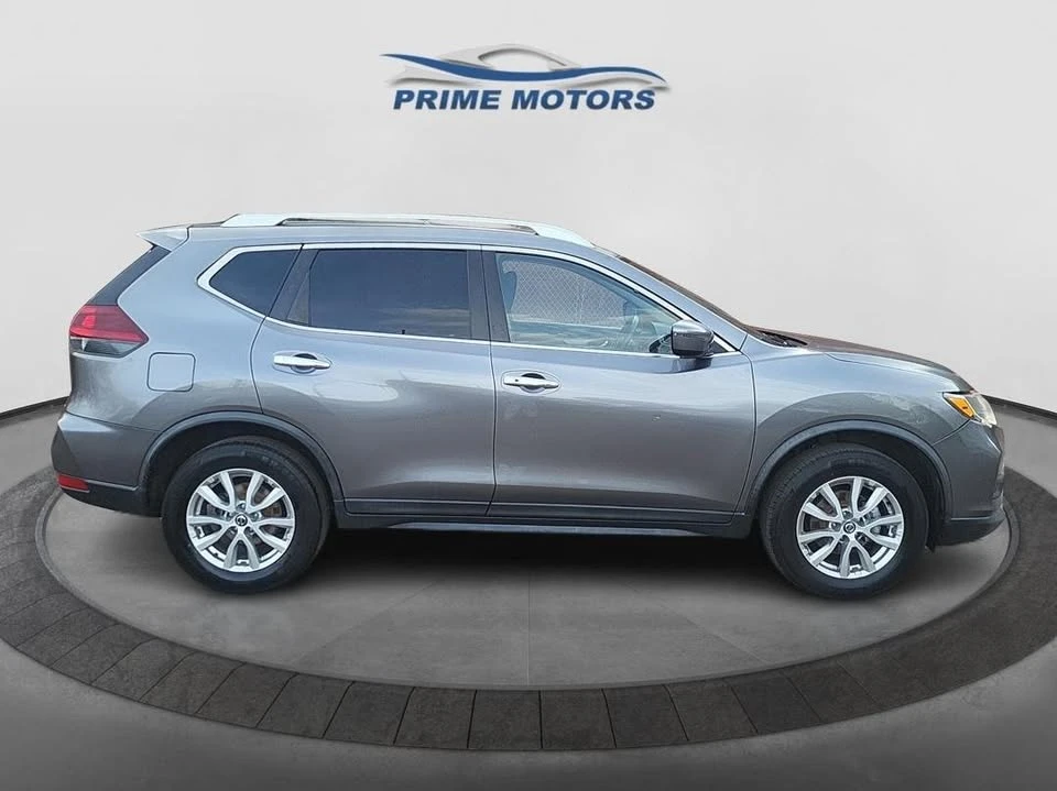 2020 Nissan Rogue - Image 2 of 20