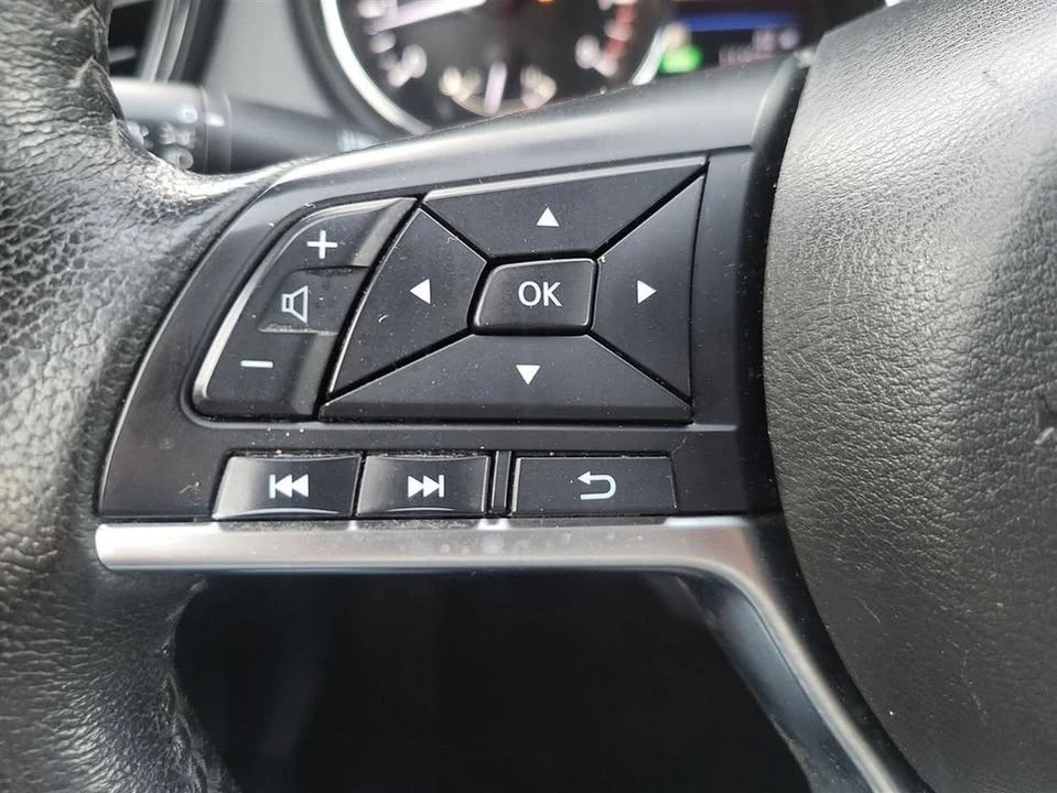 2020 Nissan Rogue - Image 20 of 20