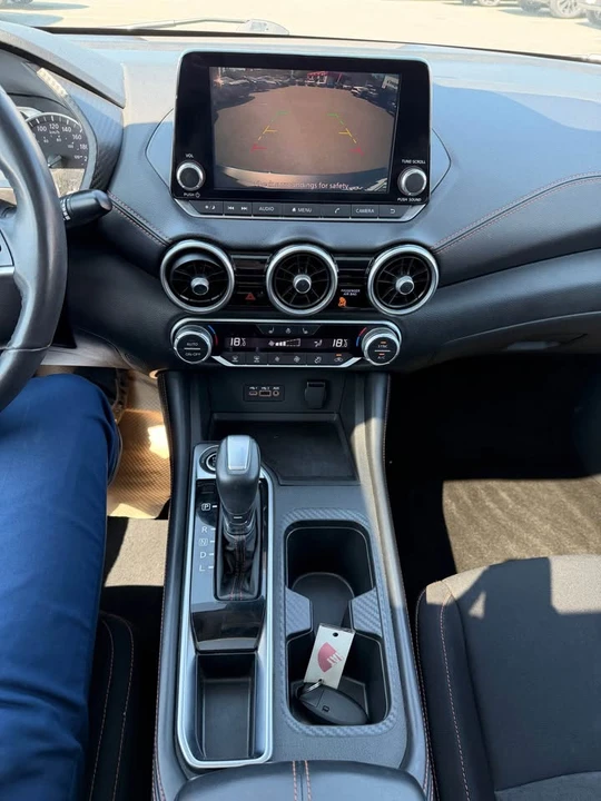 2020 Nissan Sentra - Image 16 of 16