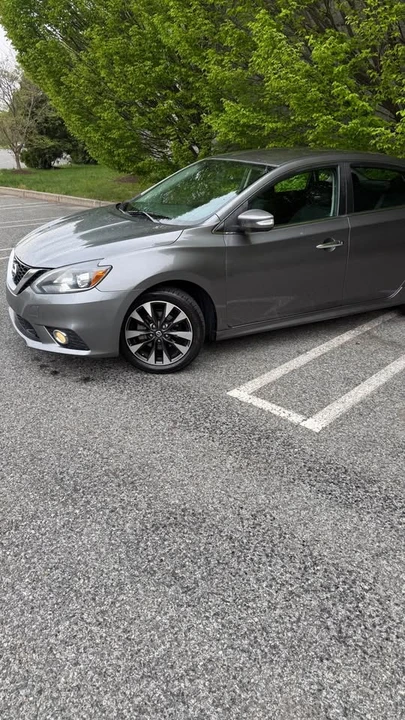 2020 Nissan Sentra - Image 2 of 17