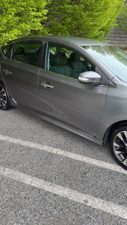 2020 Nissan Sentra - Image 7 of 17