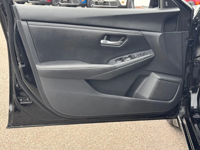 2020 Nissan Sentra 8th Gen - Image 15 of 21