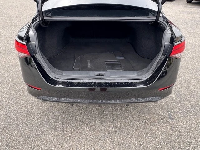 2020 Nissan Sentra 8th Gen - Image 13 of 21