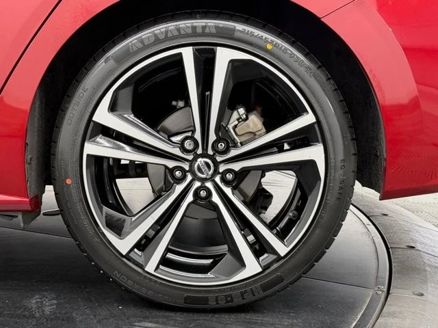 2020 Nissan Sentra 8th Gen - Image 14 of 21
