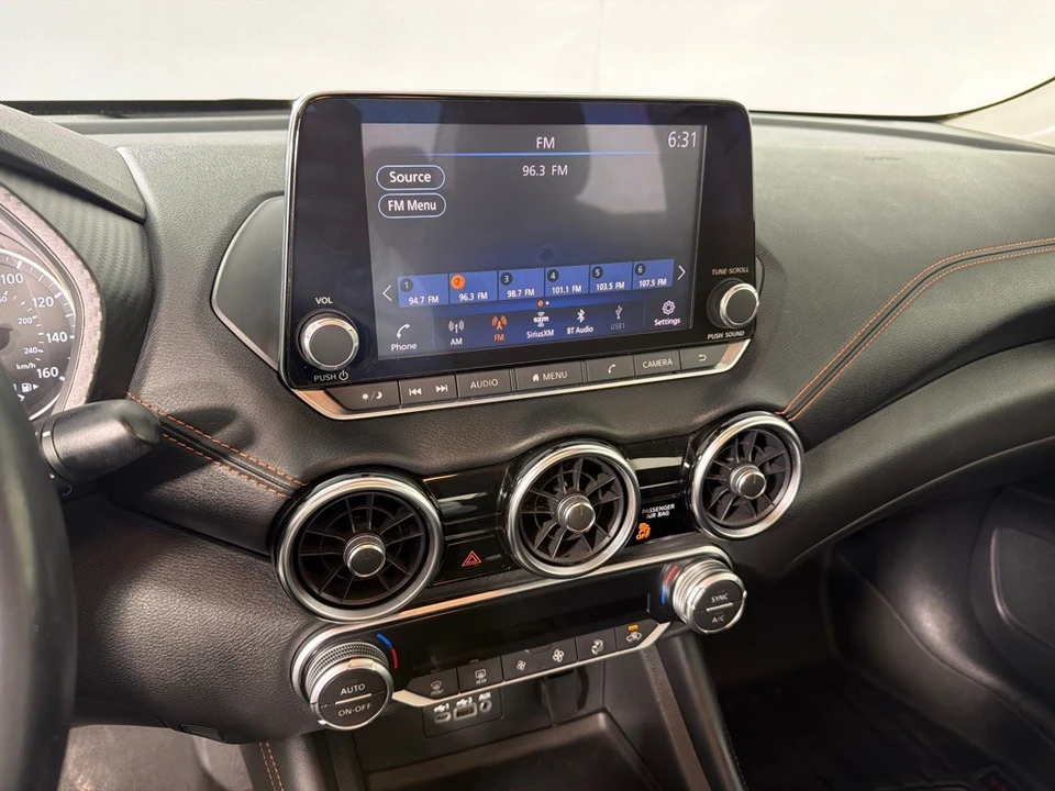 2020 Nissan Sentra 8th Gen - Image 15 of 21