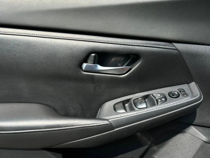 2020 Nissan Sentra 8th Gen - Image 11 of 12