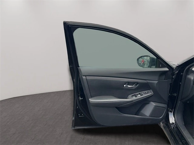 2020 Nissan Sentra 8th Gen - Image 11 of 21