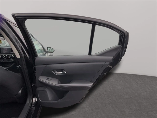 2020 Nissan Sentra 8th Gen - Image 18 of 21