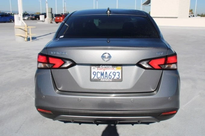 2020 Nissan Versa - Image 4 of 9