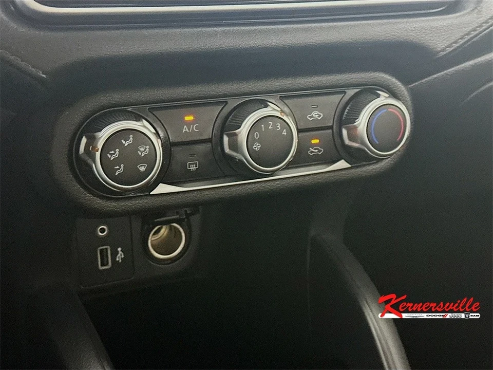 2020 Nissan Versa - Image 18 of 21