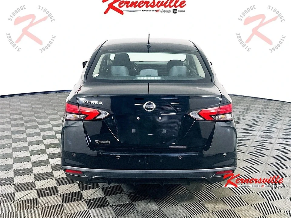2020 Nissan Versa - Image 6 of 21