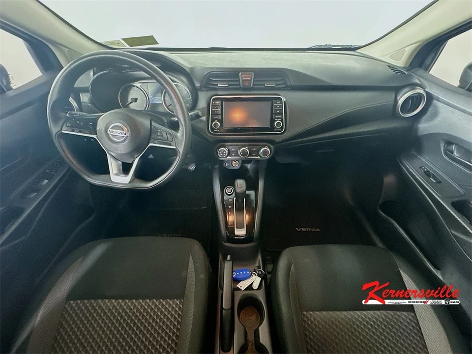 2020 Nissan Versa - Image 10 of 21