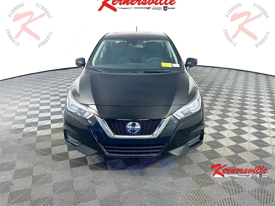 2020 Nissan Versa - Image 2 of 21
