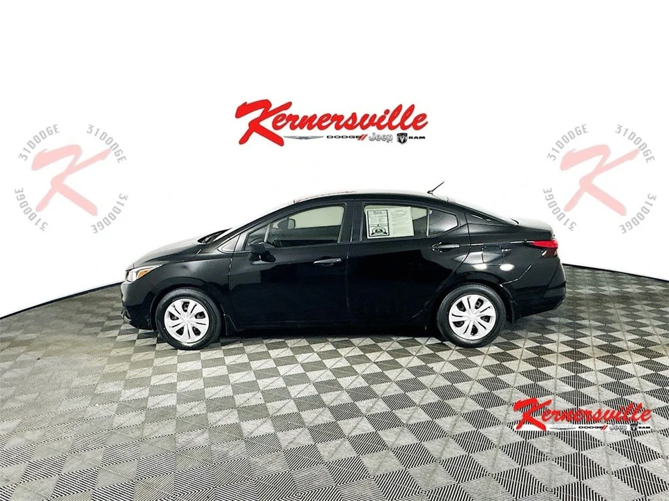 2020 Nissan Versa - Image 4 of 21