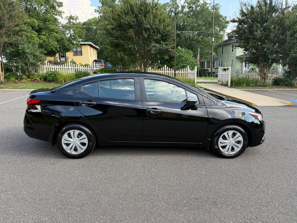 2020 Nissan Versa - Image 6 of 21