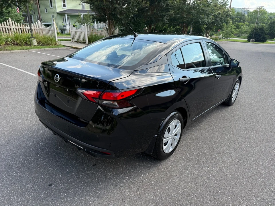 2020 Nissan Versa - Image 5 of 21