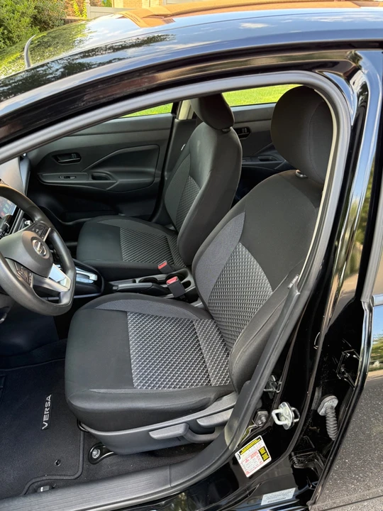 2020 Nissan Versa - Image 18 of 21