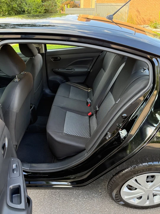 2020 Nissan Versa - Image 16 of 21