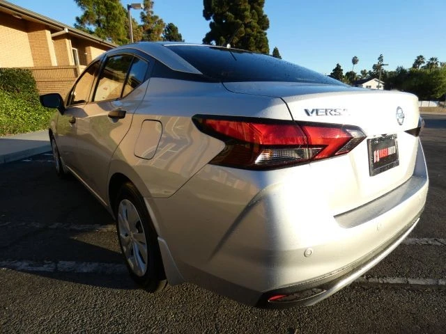 2020 Nissan Versa - Image 11 of 21