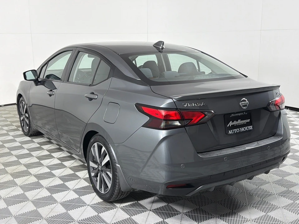 2020 Nissan Versa - Image 7 of 12