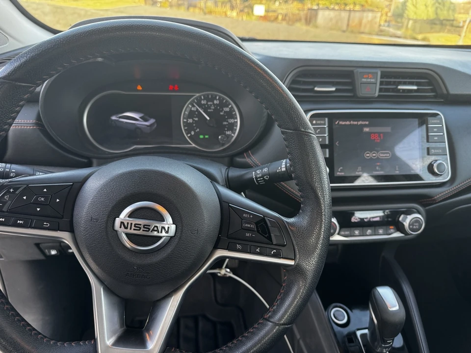2020 Nissan Versa - Image 9 of 14