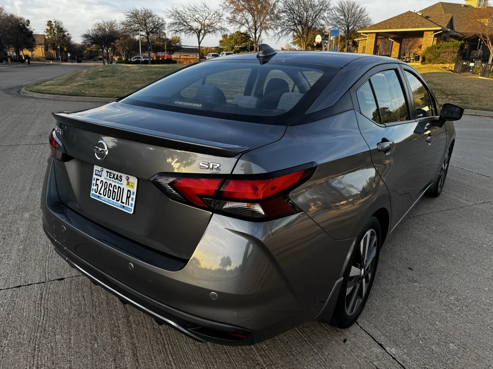 2020 Nissan Versa - Image 4 of 14
