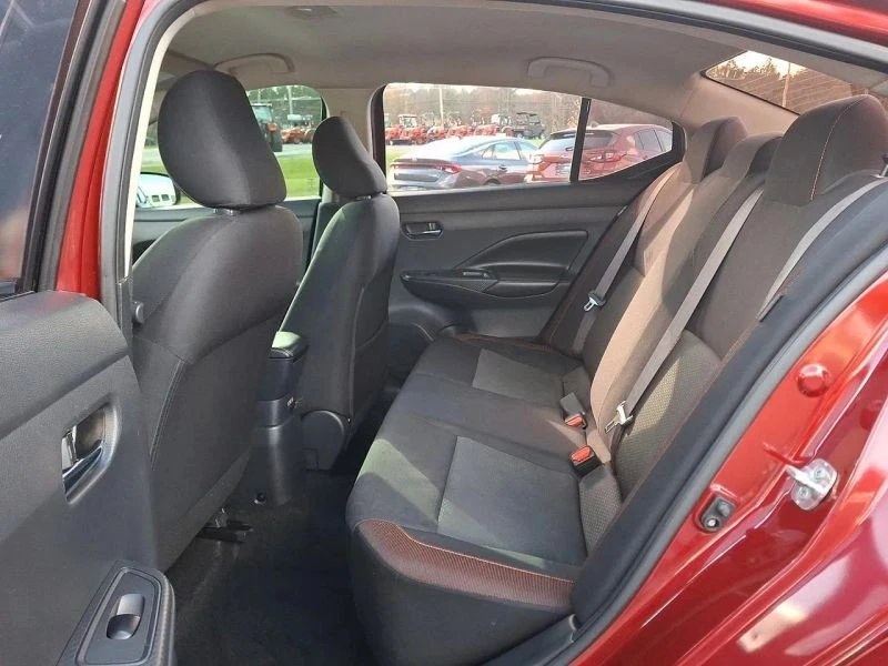 2020 Nissan Versa - Image 10 of 12