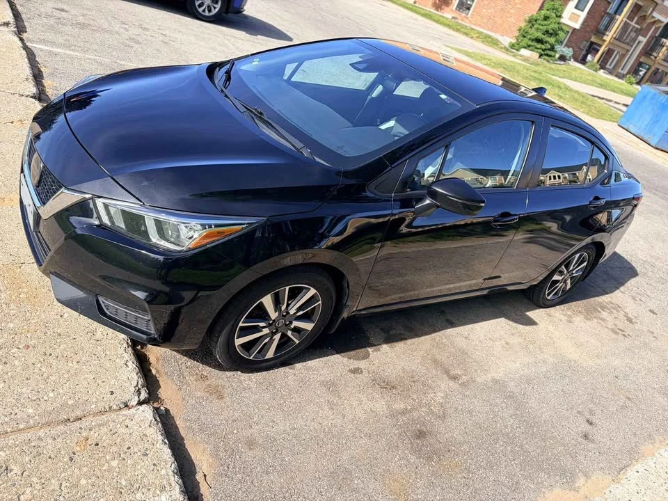 2020 Nissan Versa - Image 2 of 11