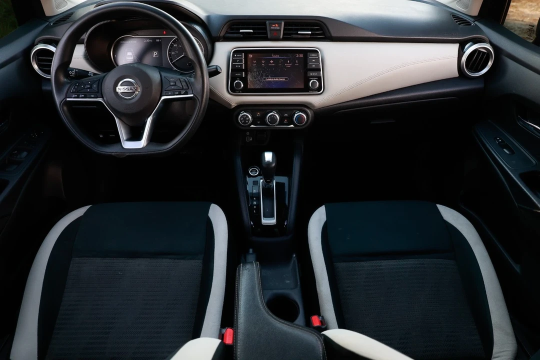 2020 Nissan Versa - Image 2 of 12
