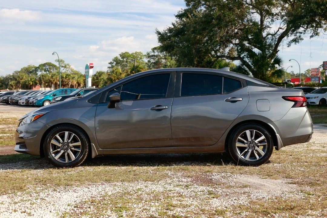 2020 Nissan Versa - Image 3 of 12