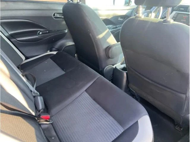 2020 Nissan Versa - Image 9 of 21