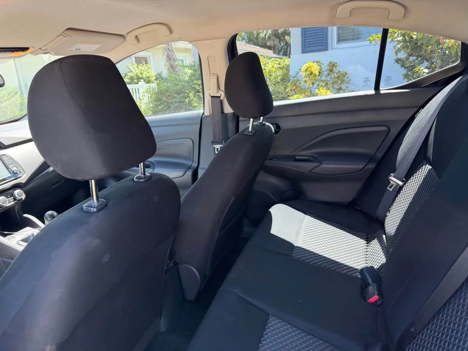 2020 Nissan Versa - Image 11 of 15
