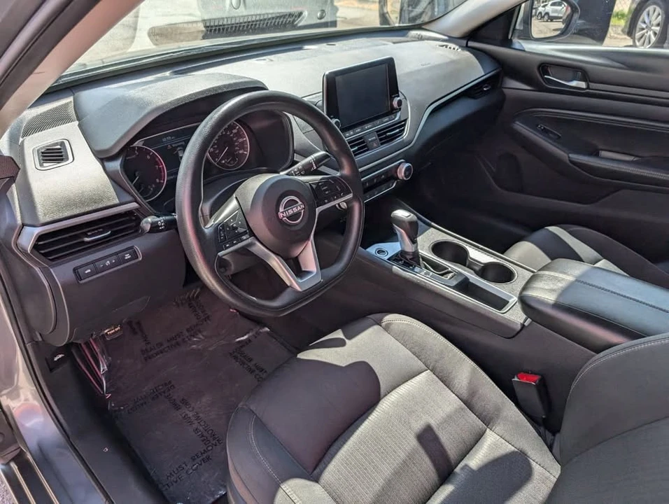 2020 Nissan Altima 6th Gen - Image 6 of 9