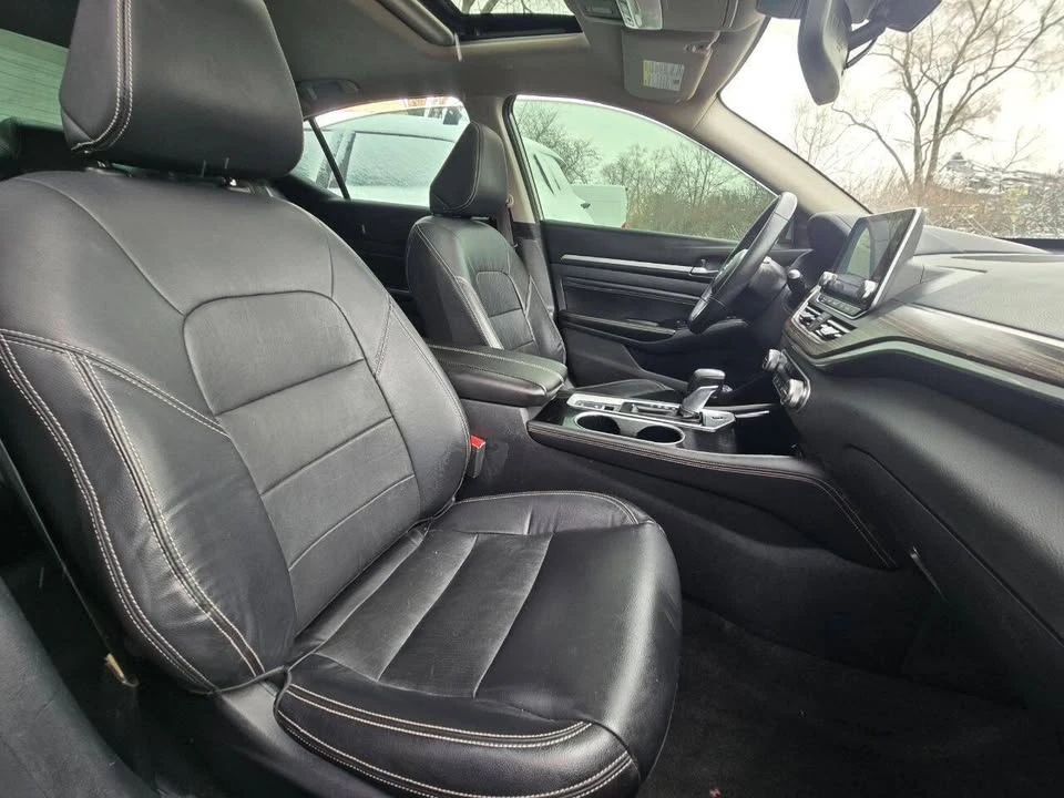 2020 Nissan Altima 6th Gen - Image 10 of 19