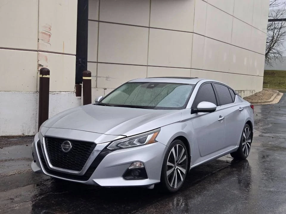 2020 Nissan Altima 6th Gen - Image 2 of 20