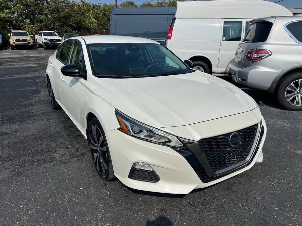 2020 Nissan Altima 6th Gen - Image 3 of 10