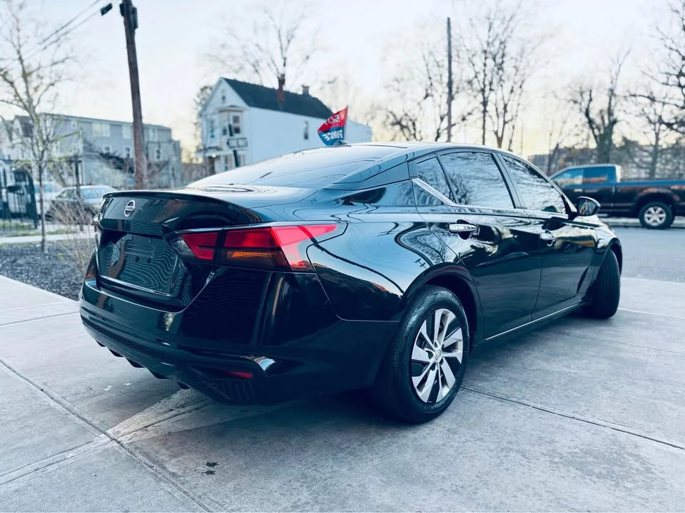 2020 Nissan Altima 6th Gen - Image 10 of 12