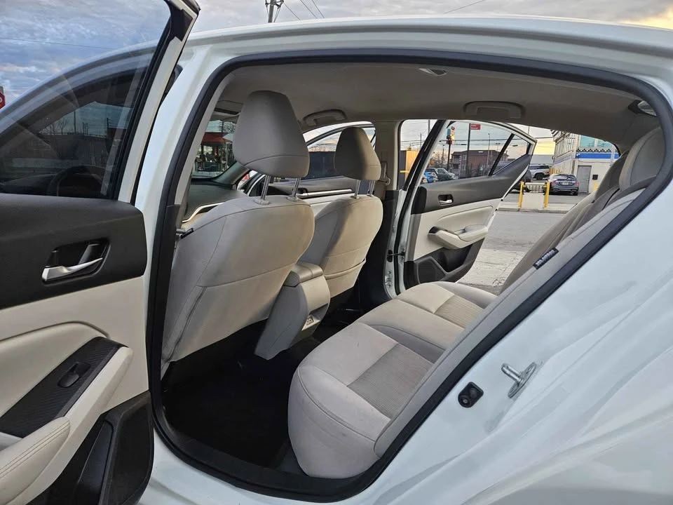 2020 Nissan Altima 6th Gen - Image 9 of 15