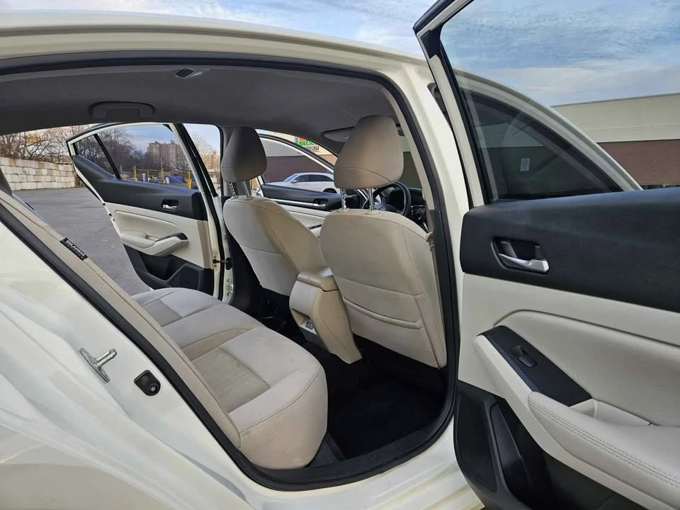 2020 Nissan Altima 6th Gen - Image 10 of 15