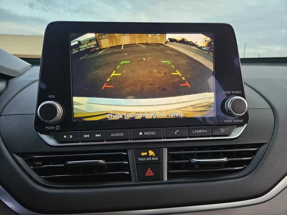 2020 Nissan Altima 6th Gen - Image 15 of 15