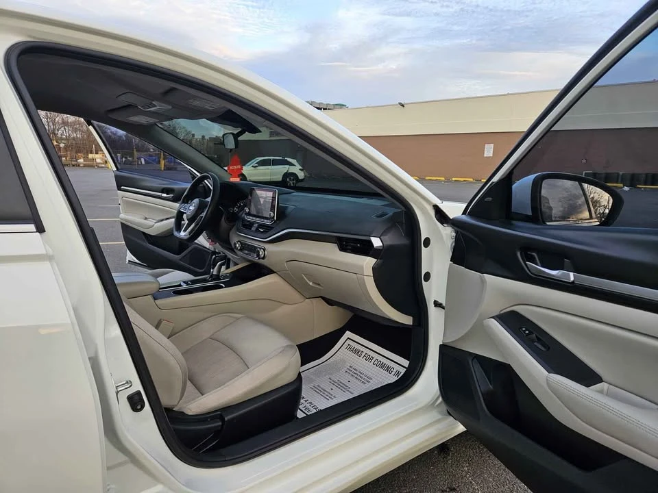 2020 Nissan Altima 6th Gen - Image 12 of 15