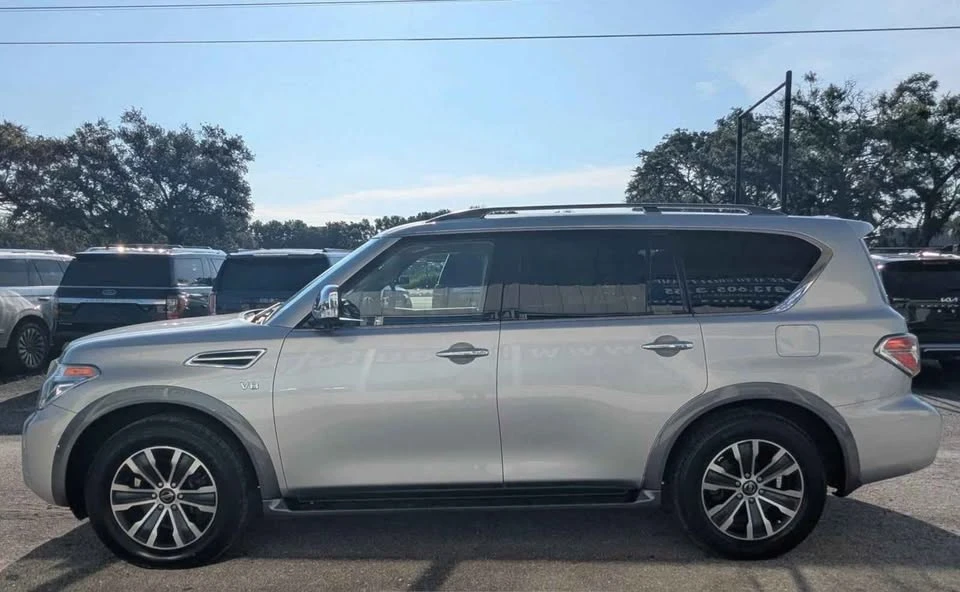 2020 Nissan Armada - Image 2 of 9