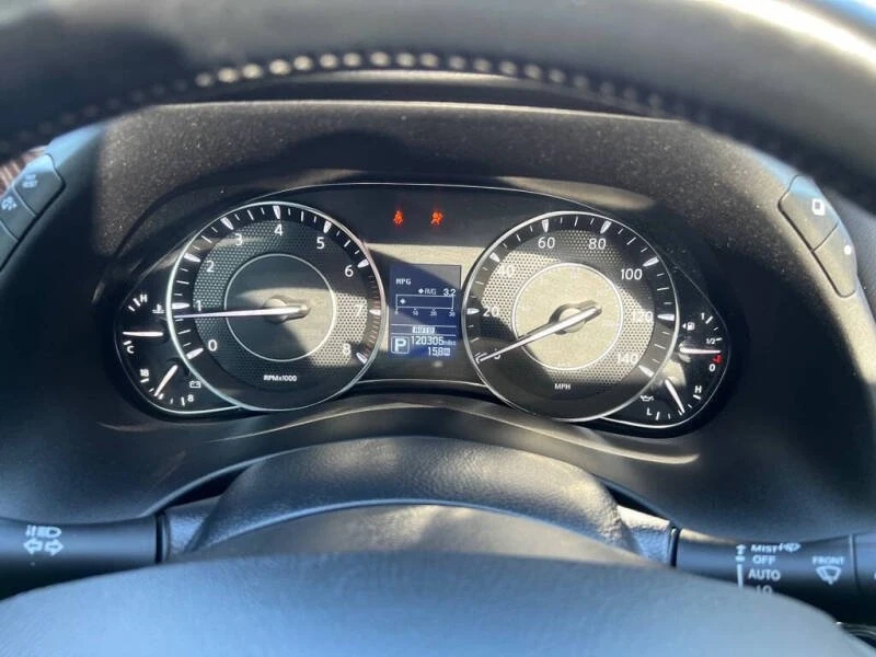 2020 Nissan Armada - Image 17 of 20