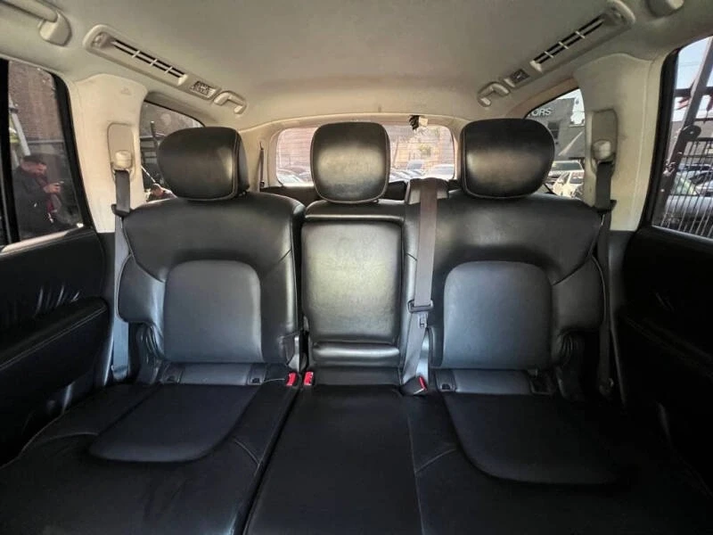 2020 Nissan Armada - Image 9 of 20