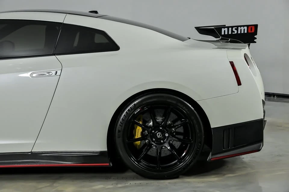 2020 Nissan R35 GT-R NISMO - Image 9 of 20