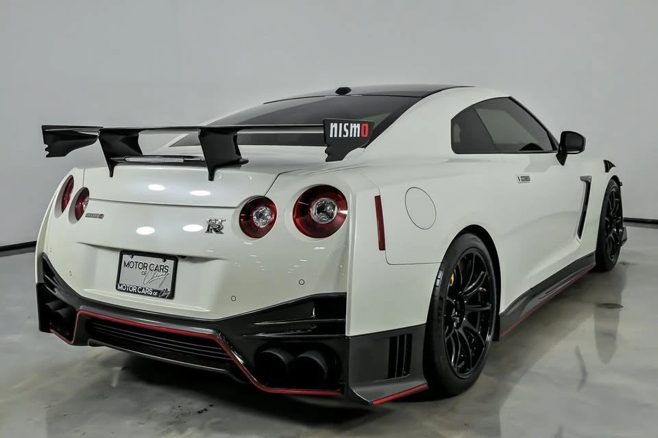2020 Nissan R35 GT-R NISMO - Image 12 of 20