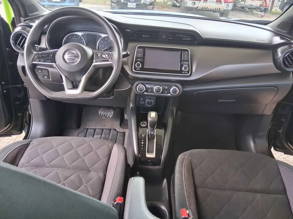 2020 Nissan Kicks - Image 11 of 18