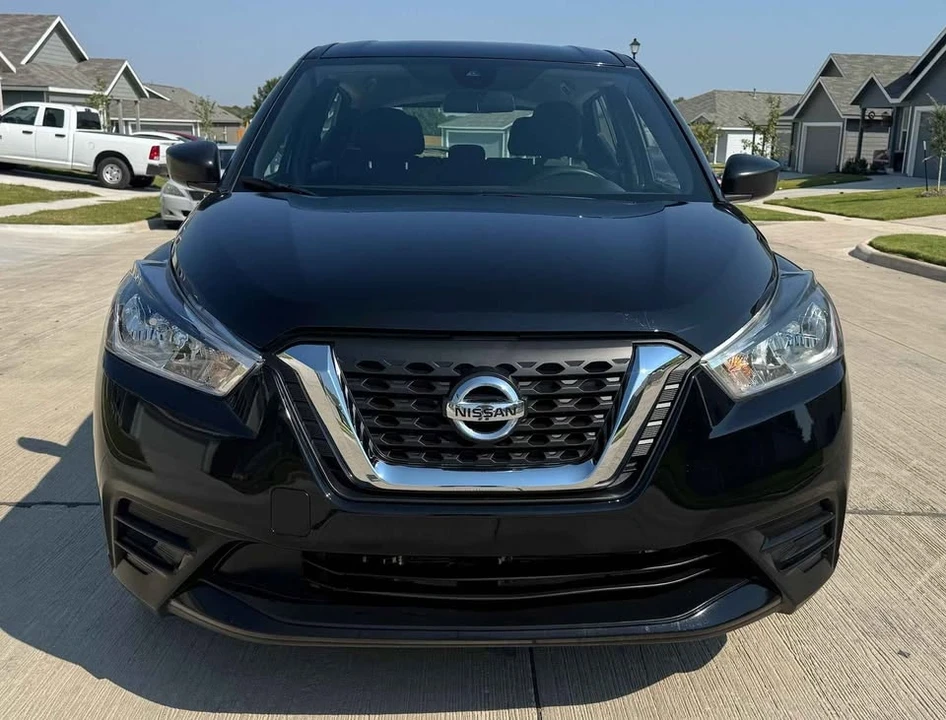 2020 Nissan Kicks - Image 12 of 20