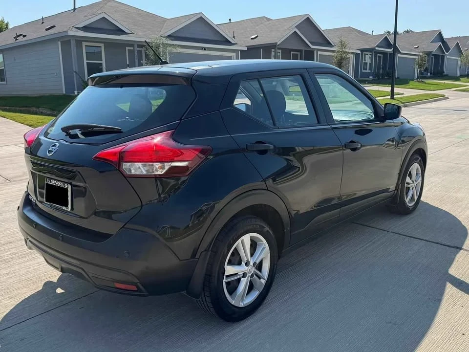 2020 Nissan Kicks - Image 3 of 20