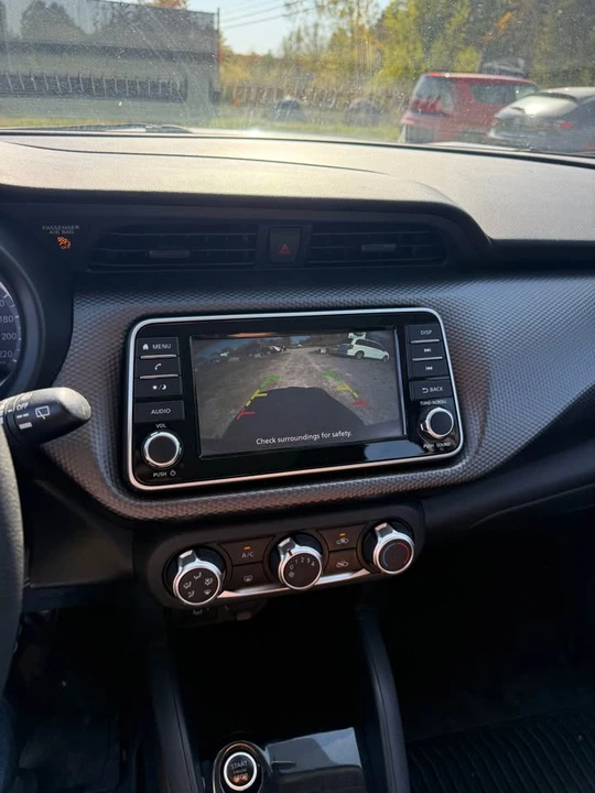 2020 Nissan Kicks - Image 6 of 9